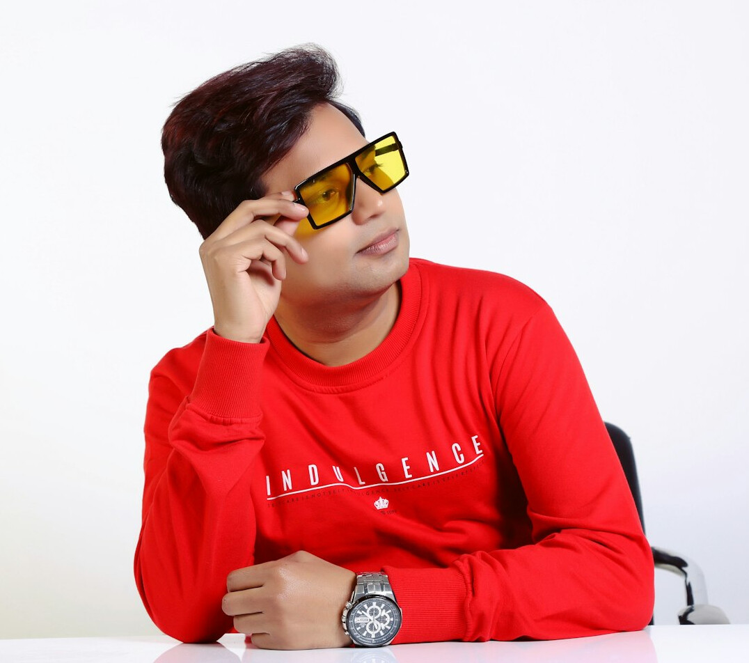 influencer posting